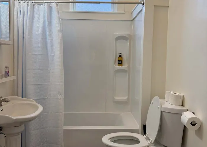 Modern Cajun Retreat Near Downtown Hébergement de vacances