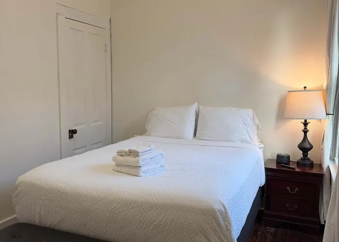 Modern Cajun Retreat Near Downtown Lafayette