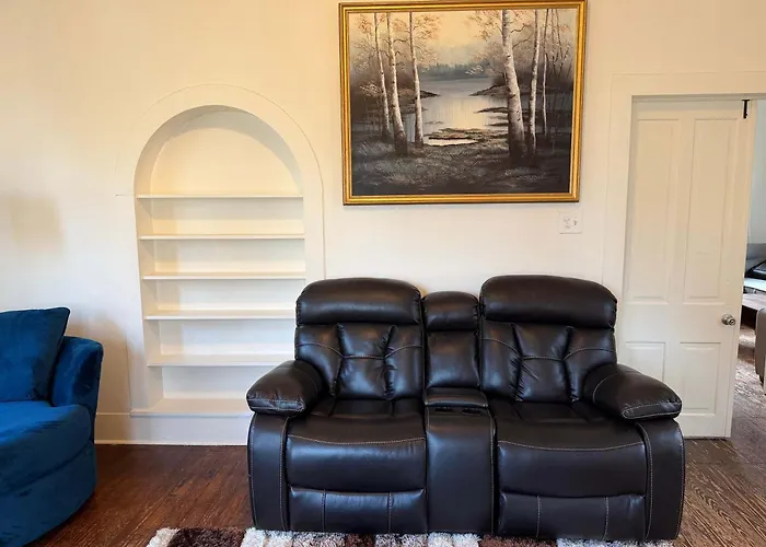 Modern Cajun Retreat Near Downtown Lafayette